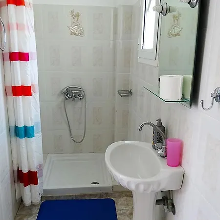 Chroma Apartment Oreoi